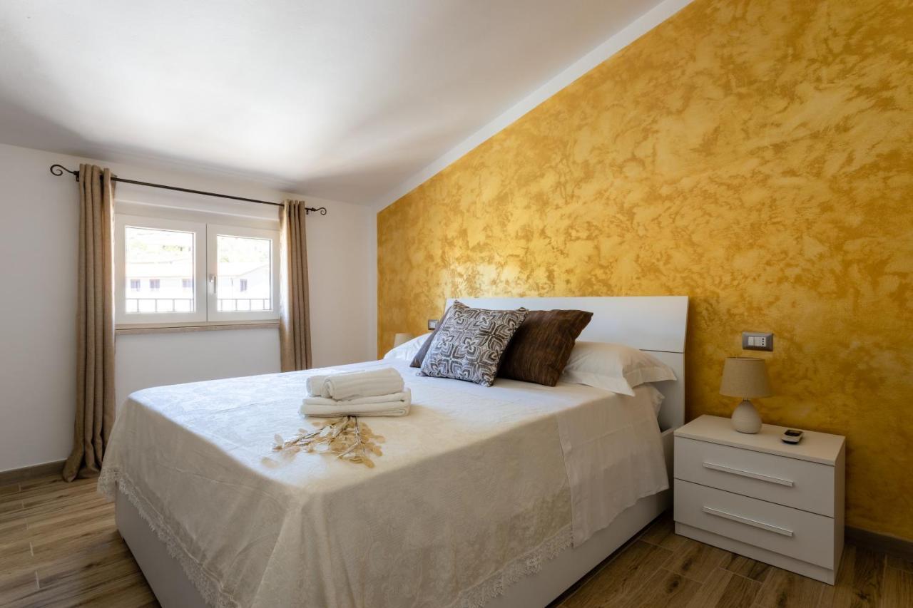 Cadoni Guest House Боса Экстерьер фото